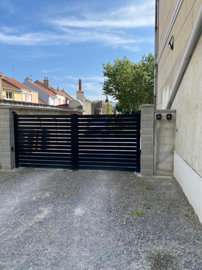 Le Presbytere Des Baraques A Bleriot-Plage - Apt 3 Sangatte Exteriör bild